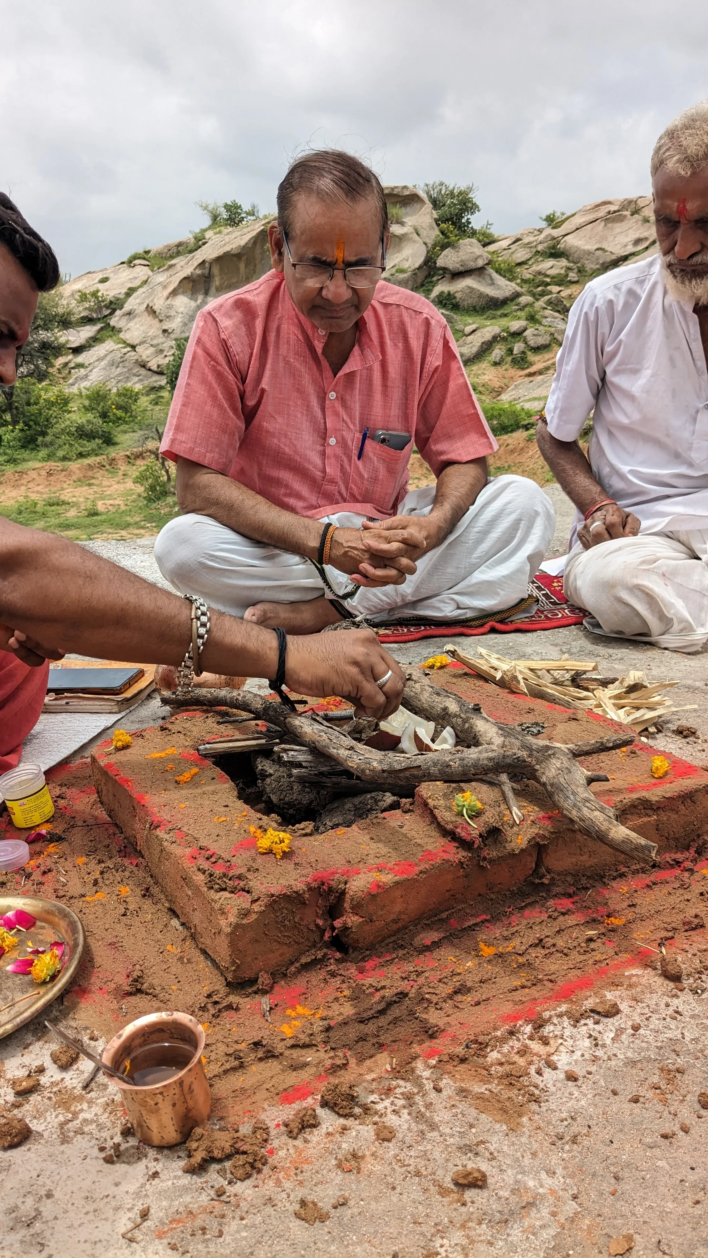 Offerings being made into the havan kund